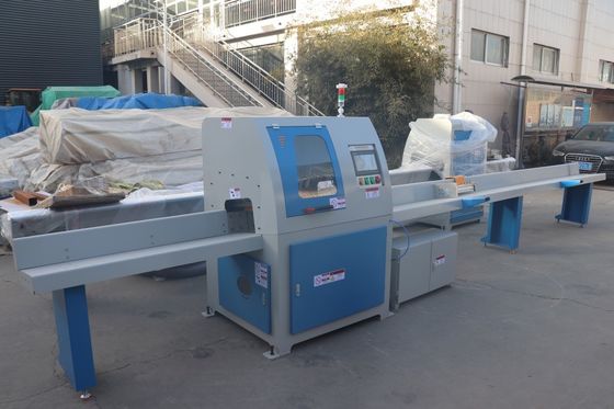 High Speed Timber Automatic Wood Cut Off Saw / Wood Cutting Machine For Wood Pallet